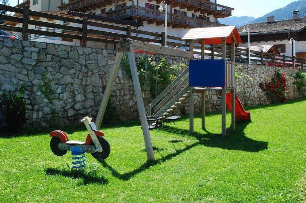 Residence Rautal B&B ***S San Vigilio Di Marebbe Luaran gambar